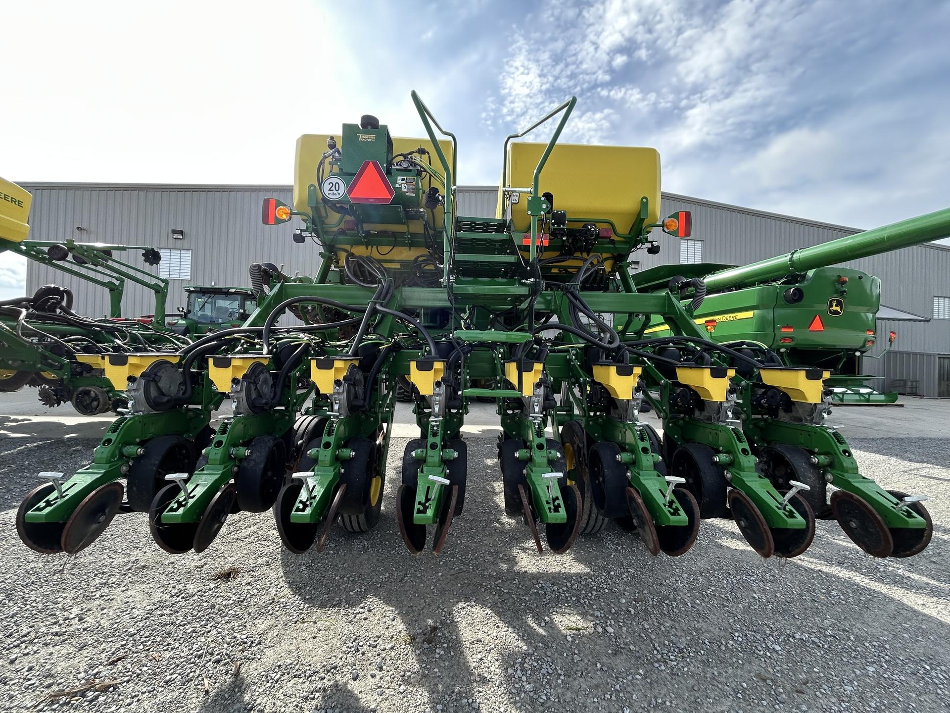 2022 John Deere 1795 Image