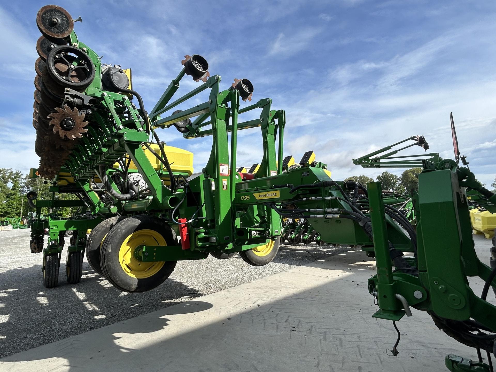 2022 John Deere 1795 Image