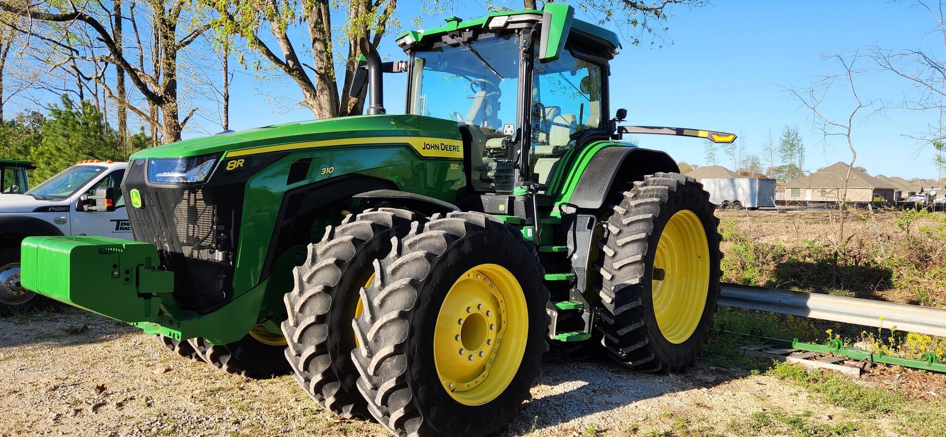 2023 John Deere 8R 310 Image