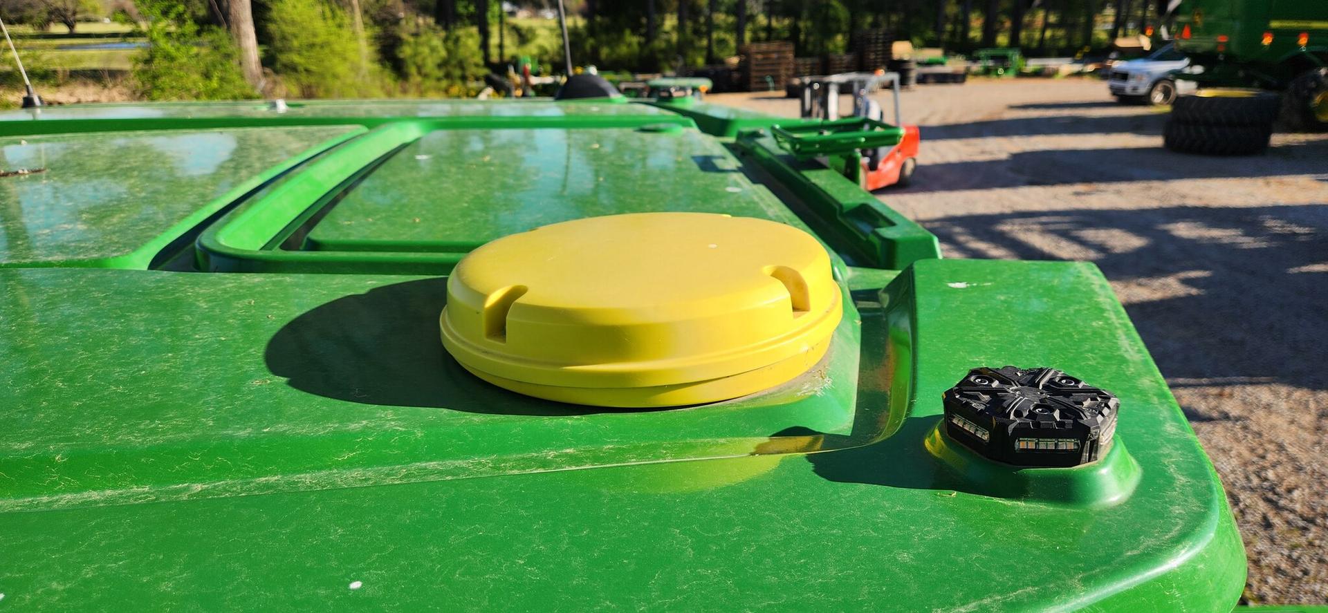 2023 John Deere 8R 310 Image