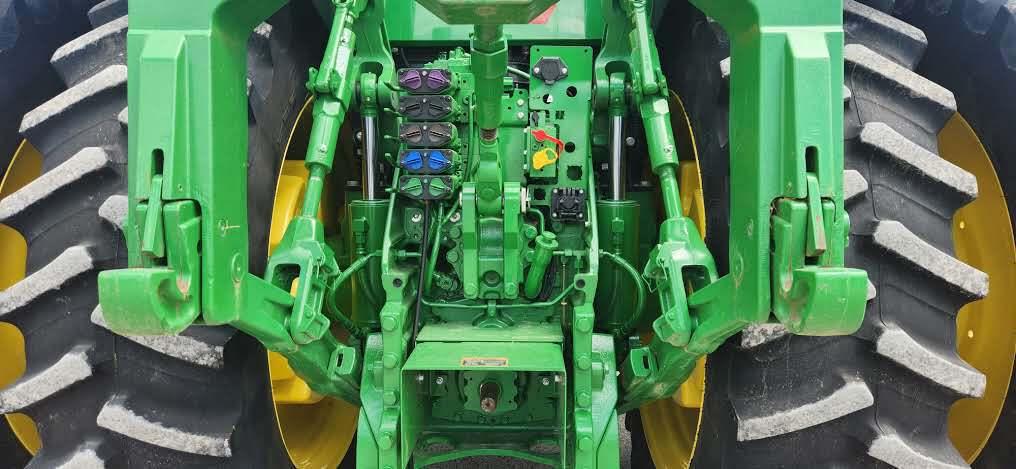 2023 John Deere 8R 310 Image