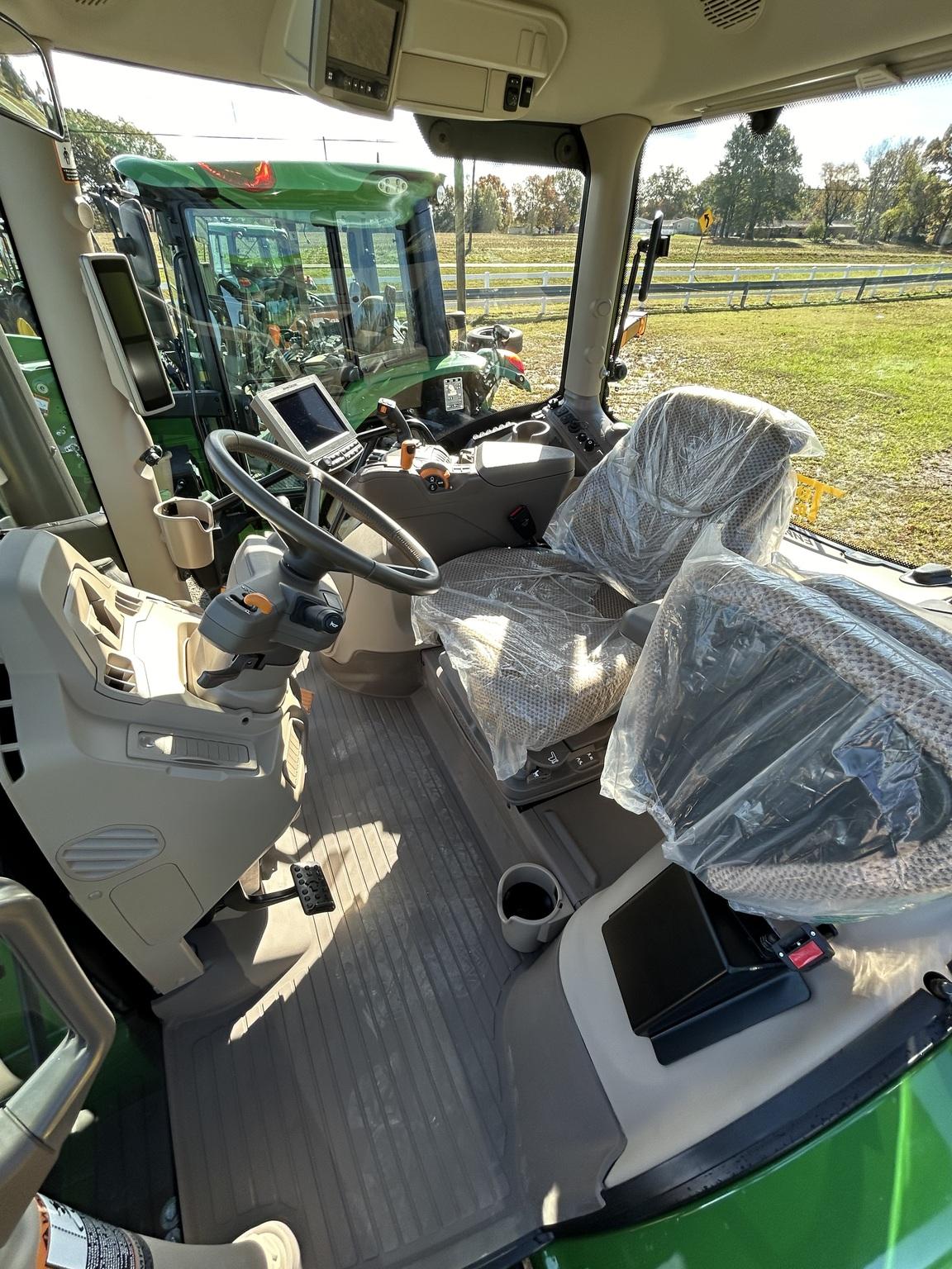 2023 John Deere 6R 175 Image