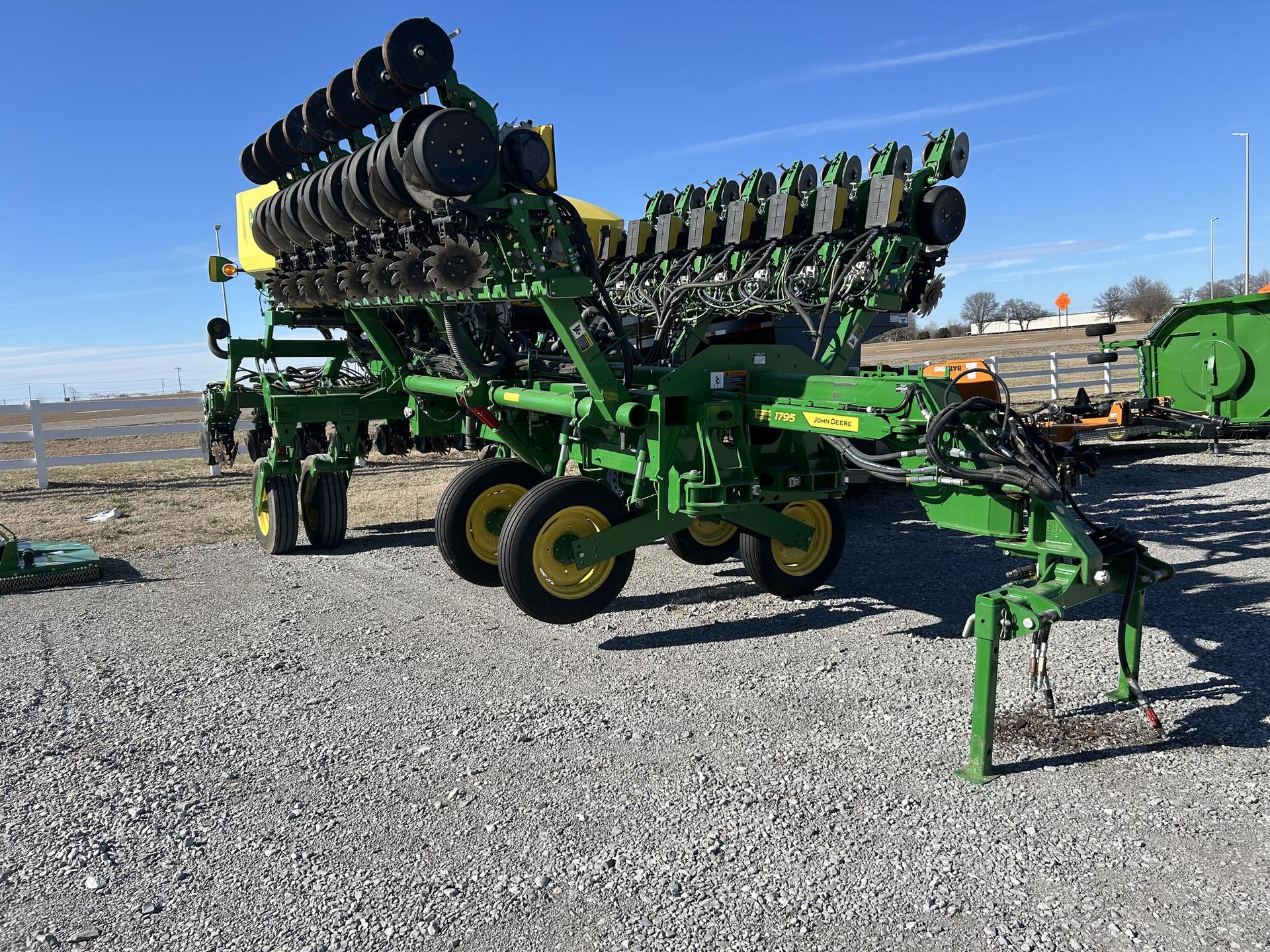 2022 John Deere 1795 Image