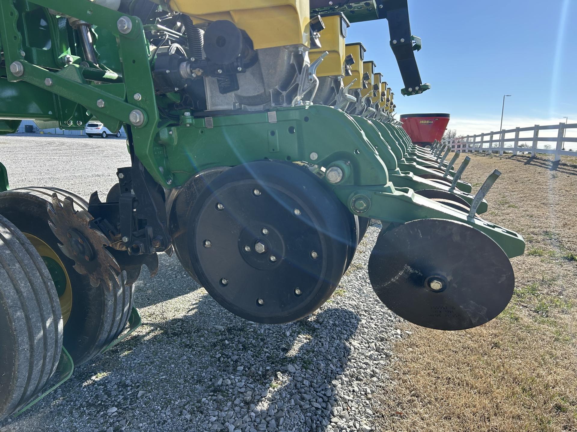 2022 John Deere 1795 Image