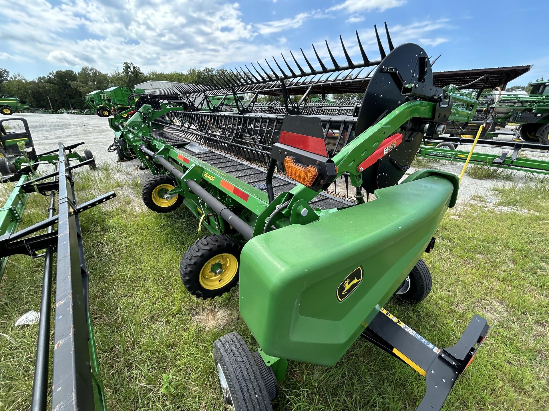 2022 John Deere HD40F Image