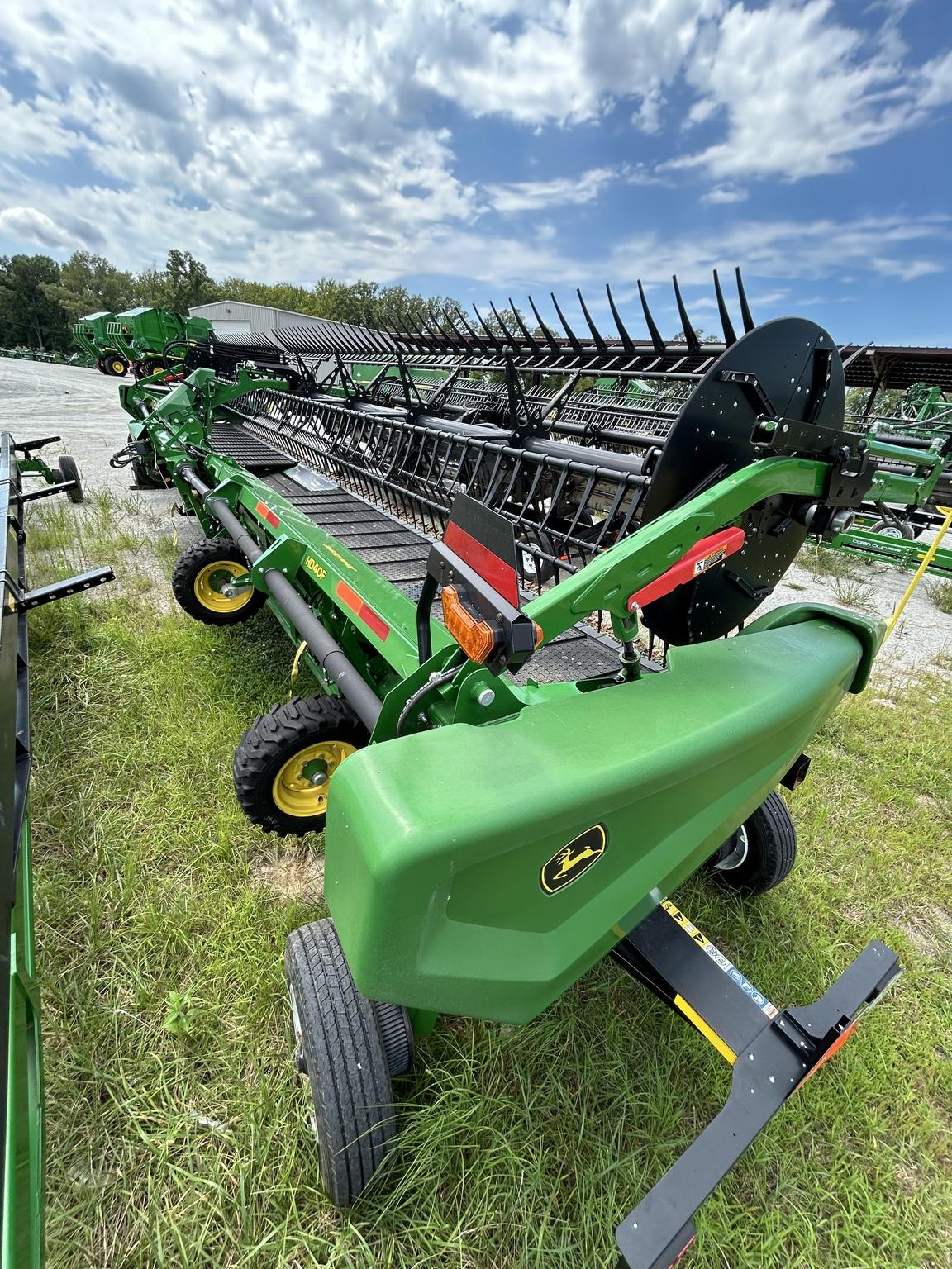 2022 John Deere HD40F Image