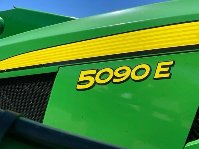 2020 John Deere 5090E Image
