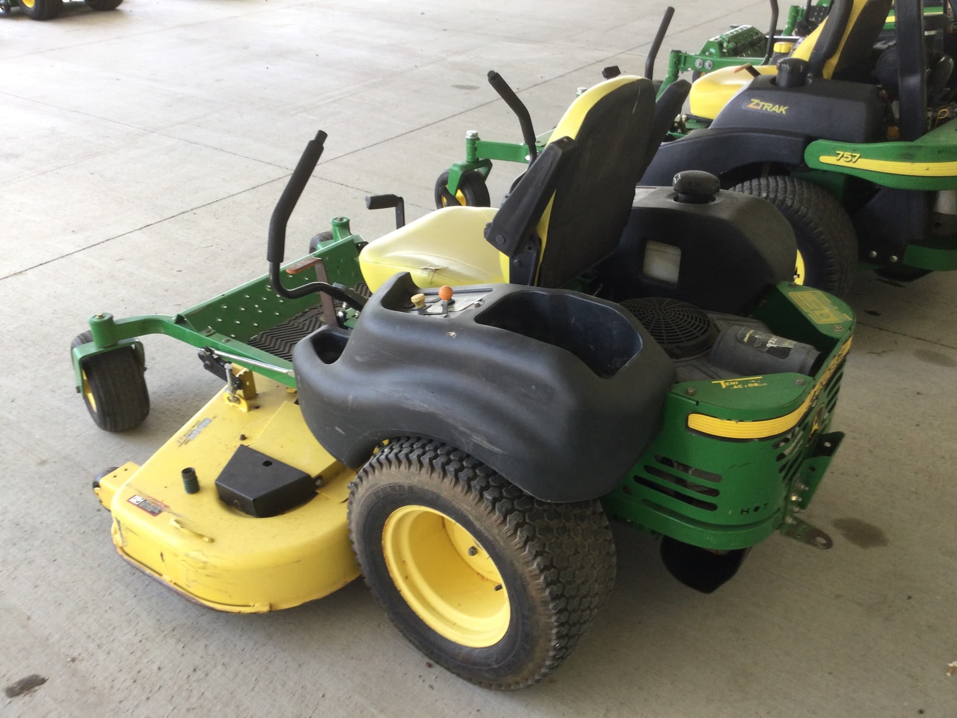 2012 John Deere Z665 Image