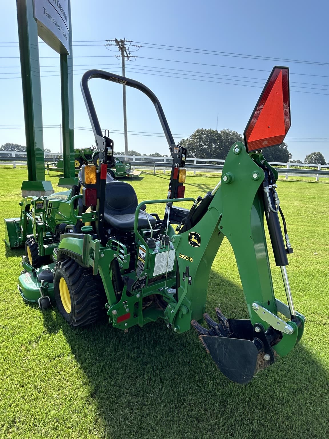 2022 John Deere 1025R Image