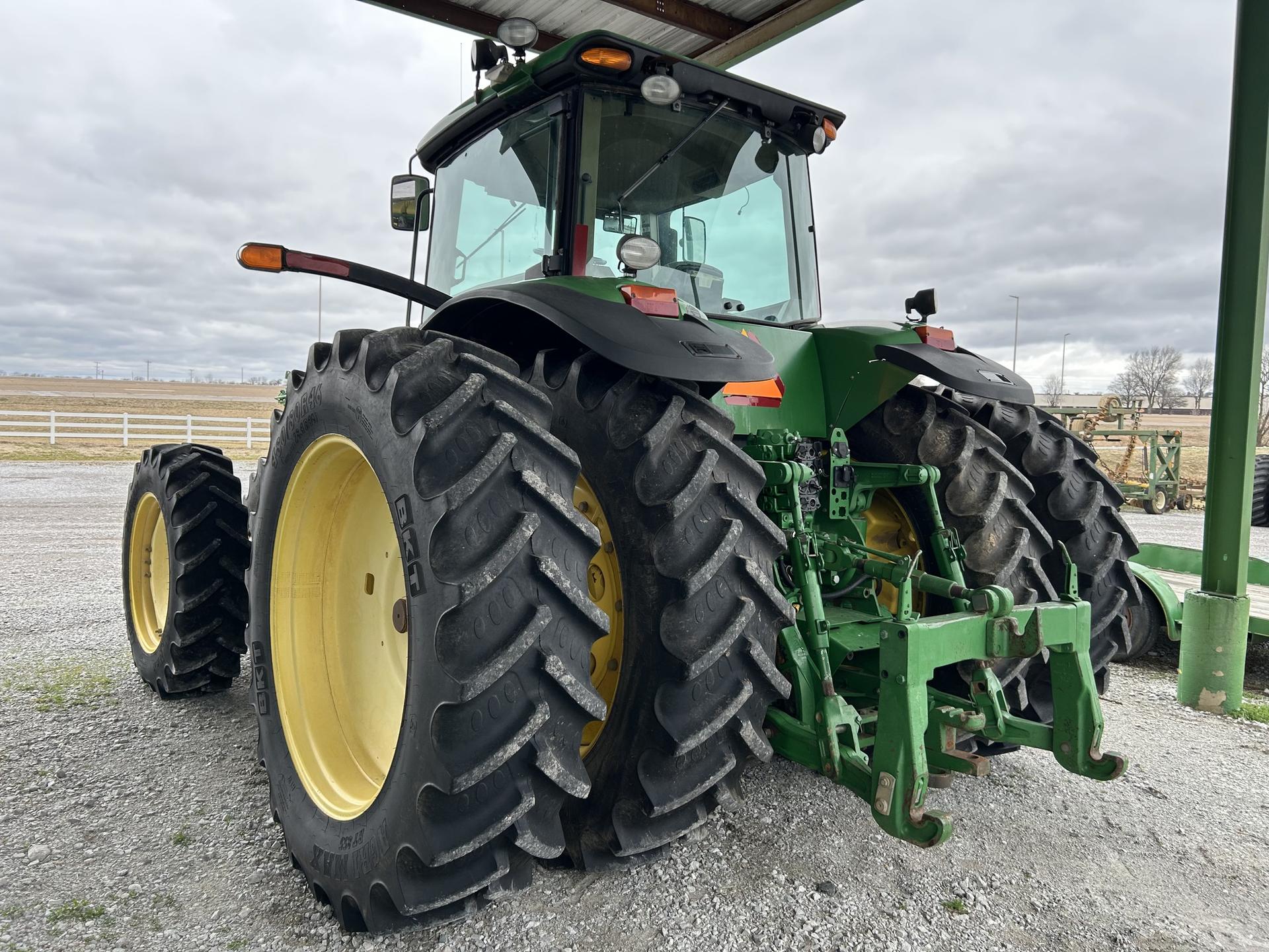 2007 John Deere 8330 Image