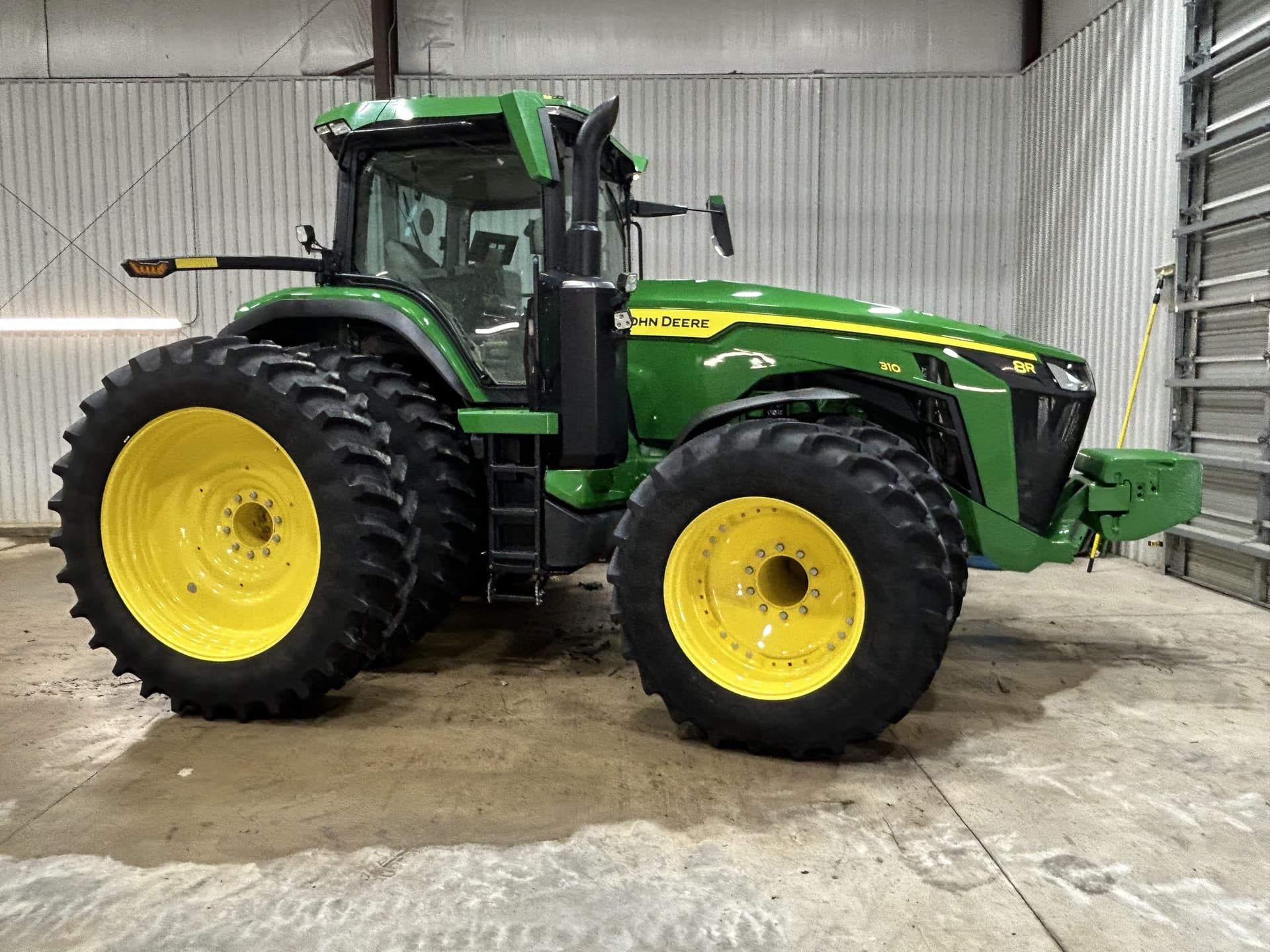 2024 John Deere 8R 310 Image