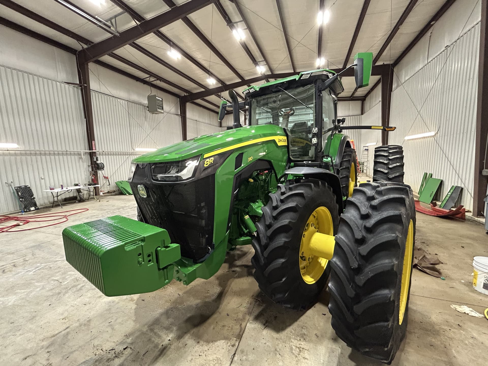 2024 John Deere 8R 310 Image