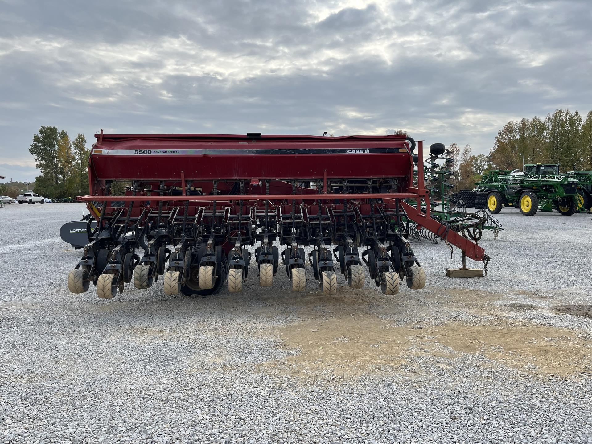 2005 Case IH 5500 Image