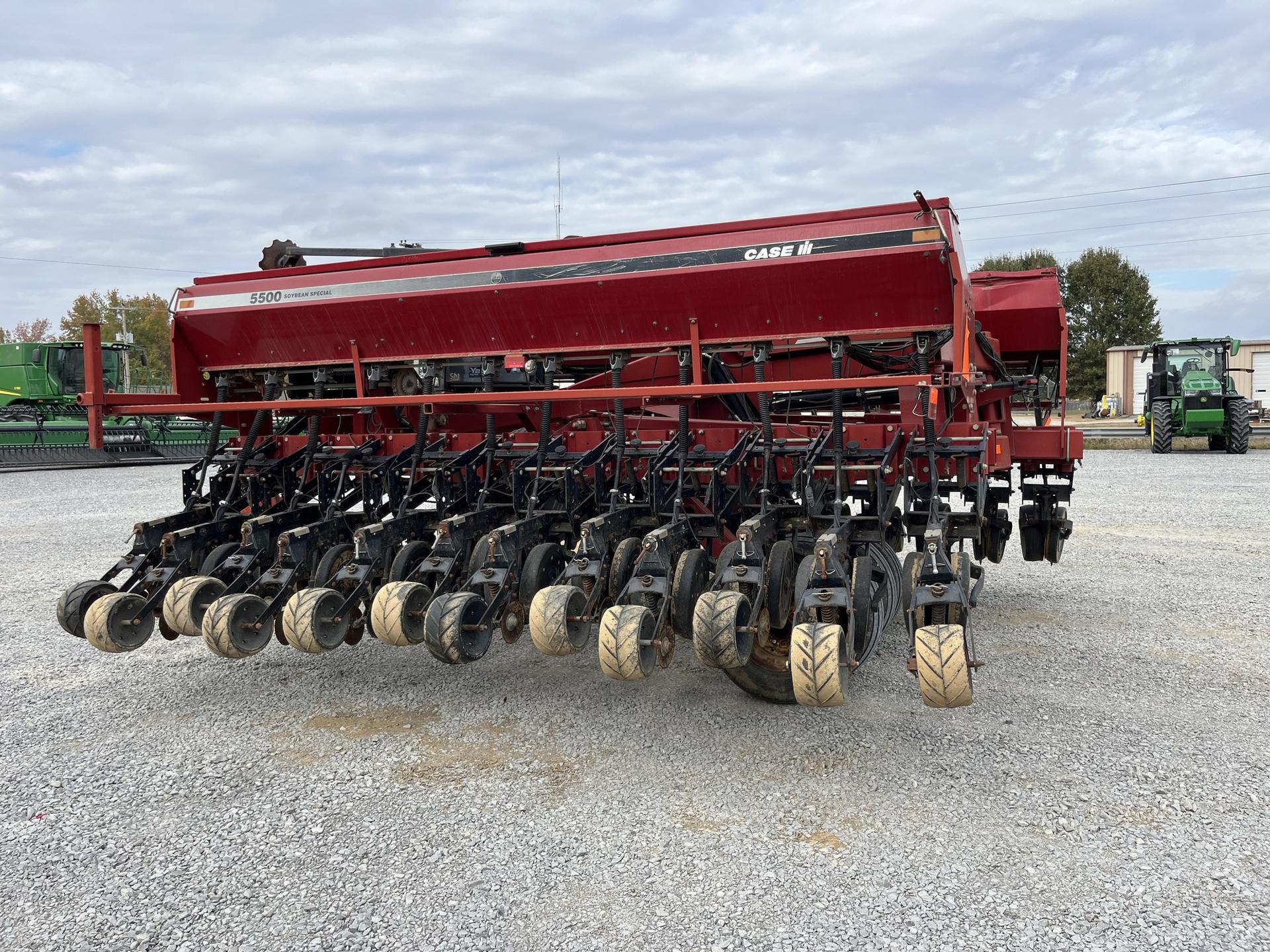 2005 Case IH 5500 Image