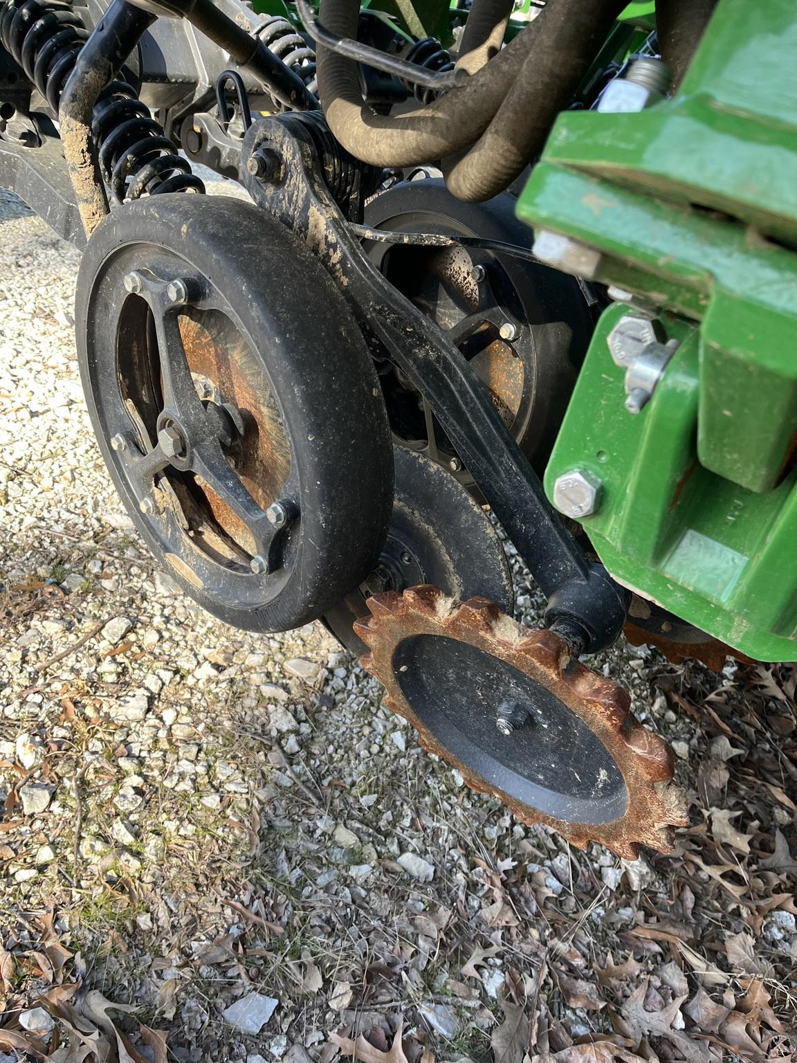2023 John Deere N530C Image