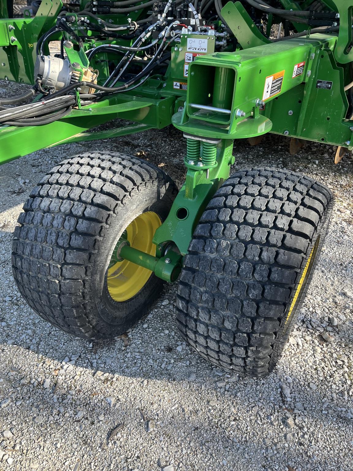 2023 John Deere N530C Image