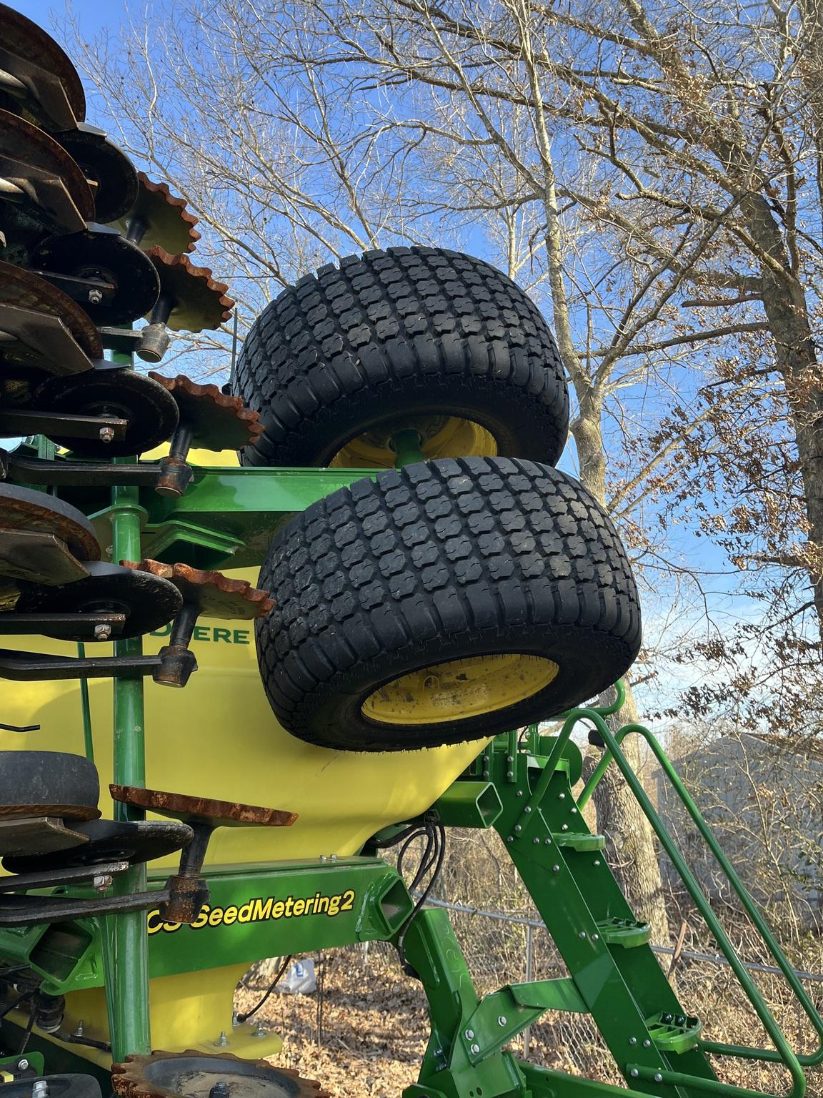 2023 John Deere N530C Image