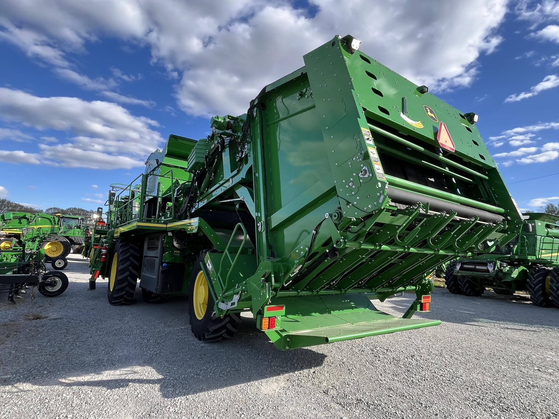 2022 John Deere CP770 Image