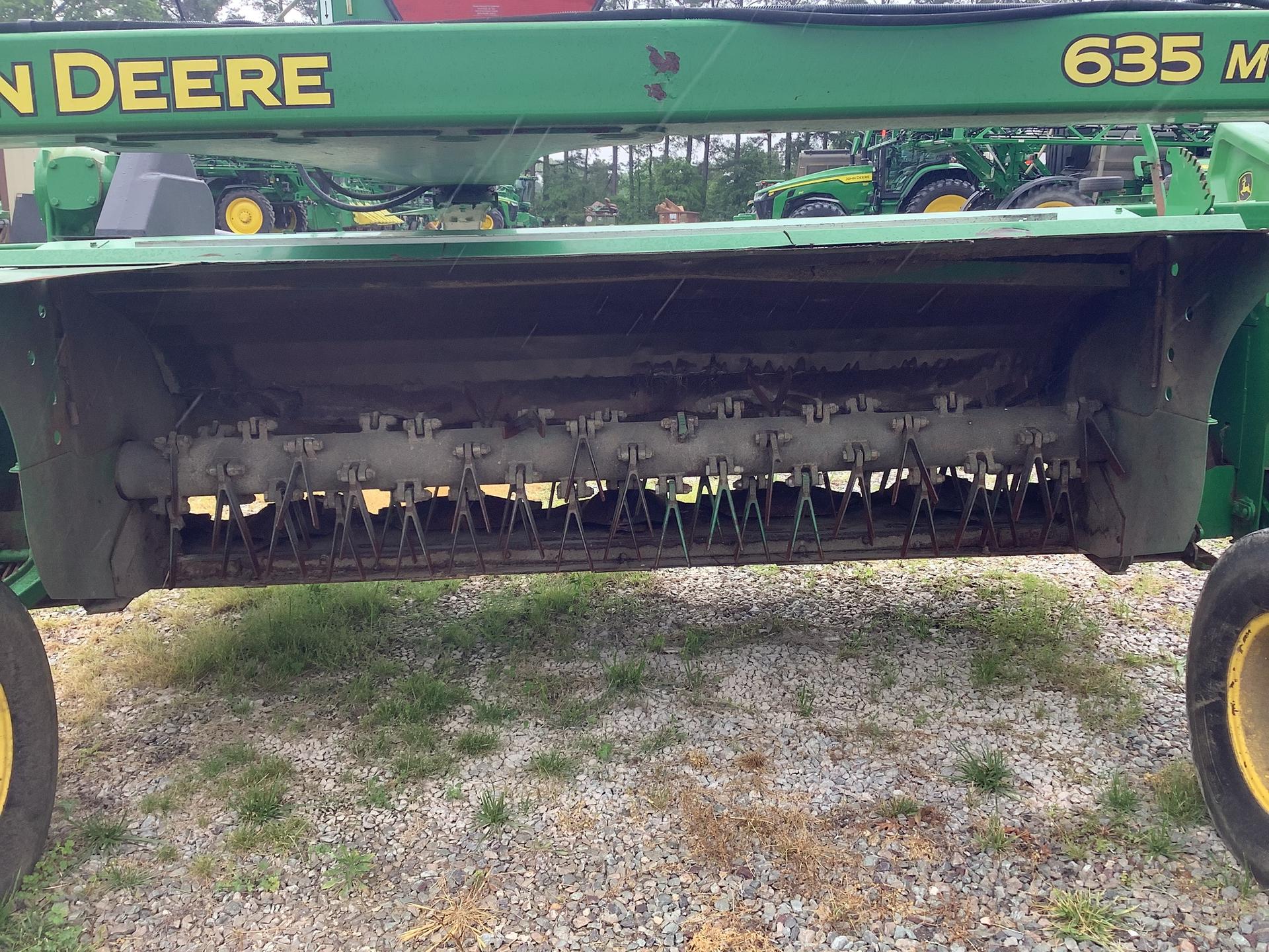 2014 John Deere 635 Image