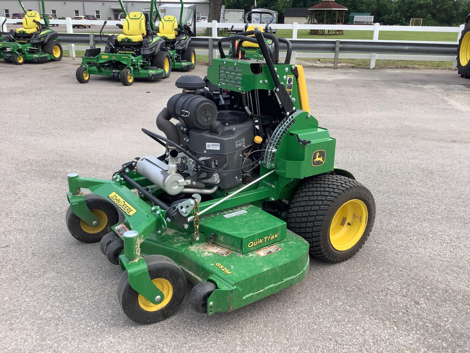 2023 John Deere 652M Image