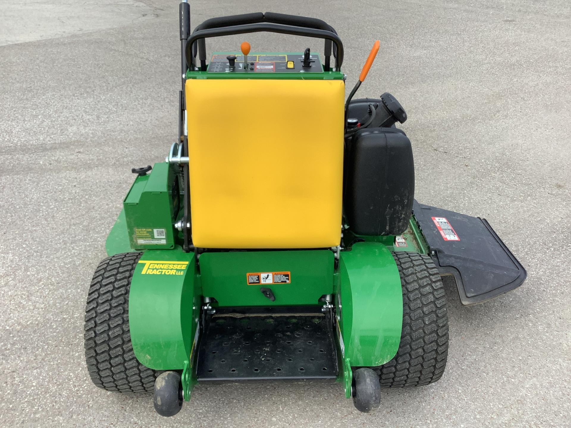 2023 John Deere 652M Image