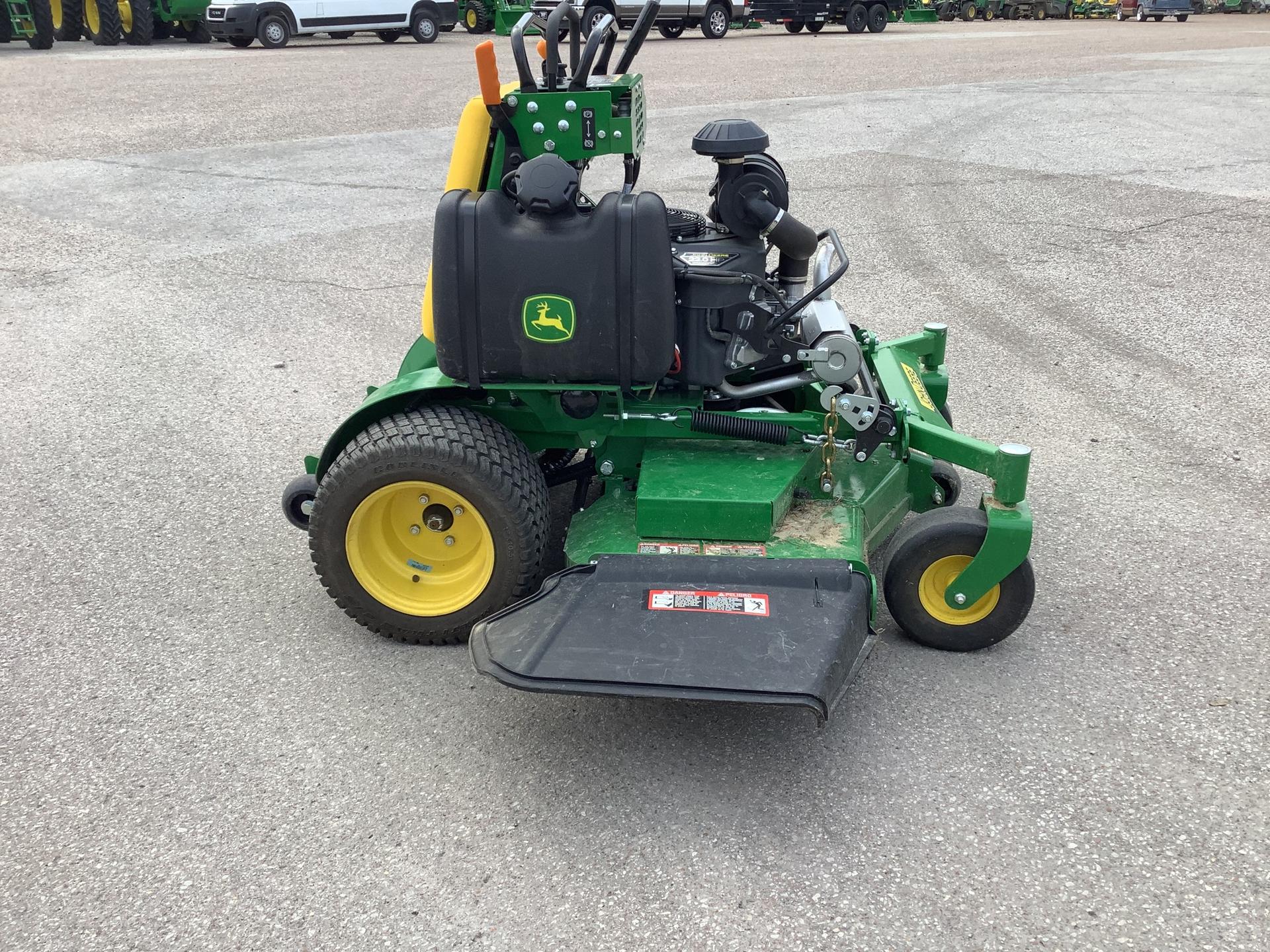 2023 John Deere 652M Image