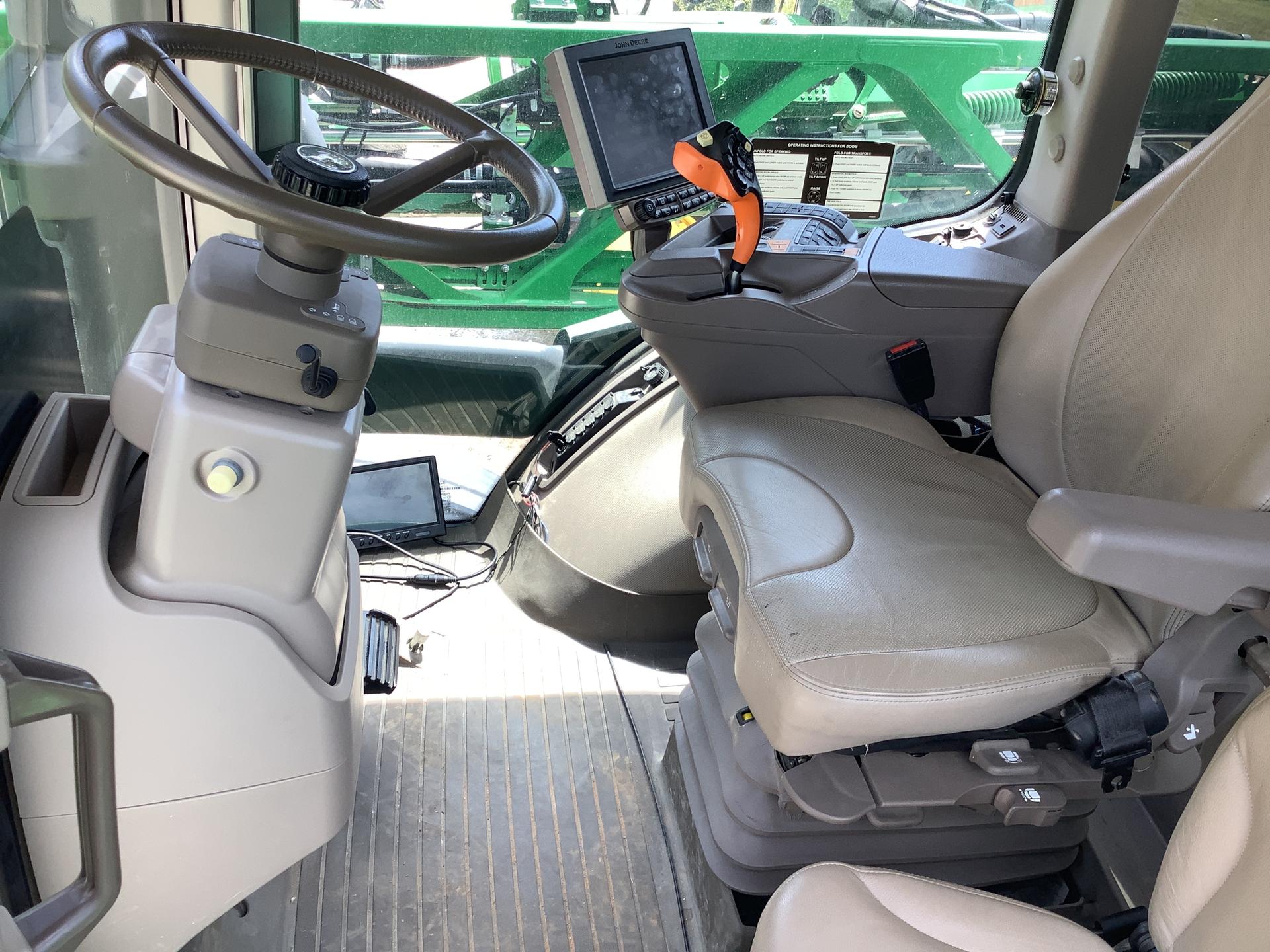 2018 John Deere R4038 Image