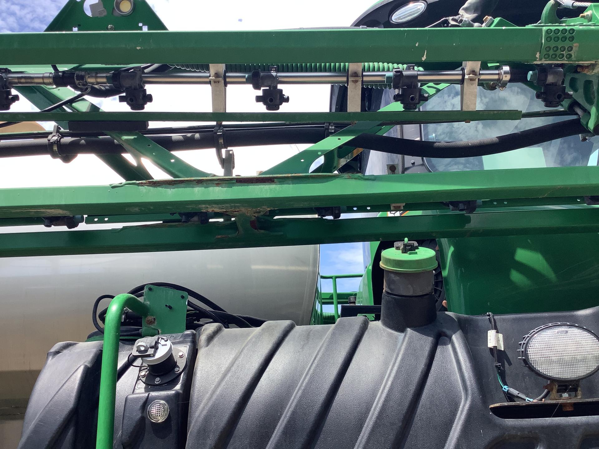 2018 John Deere R4038 Image