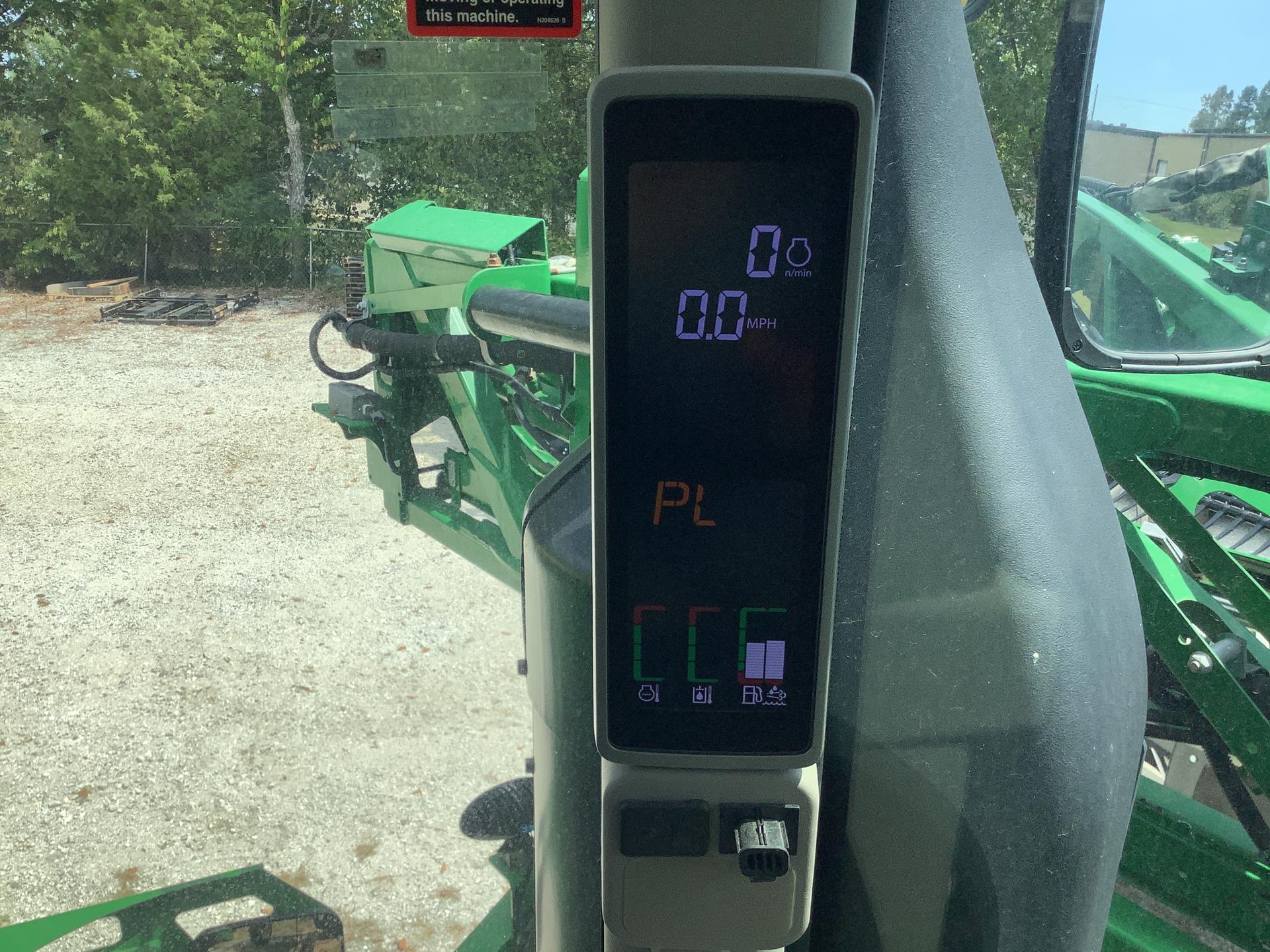 2018 John Deere R4038 Image