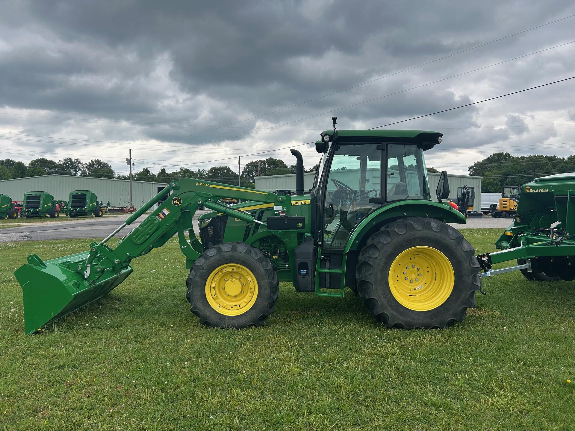 2023 John Deere 5120M Image