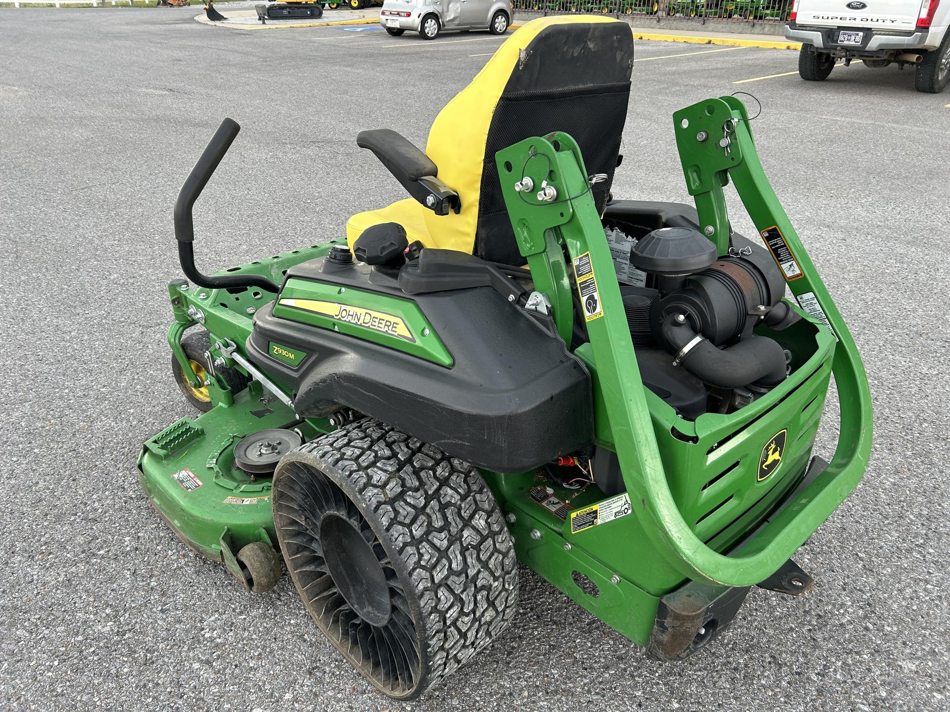 2021 John Deere Z930M Image