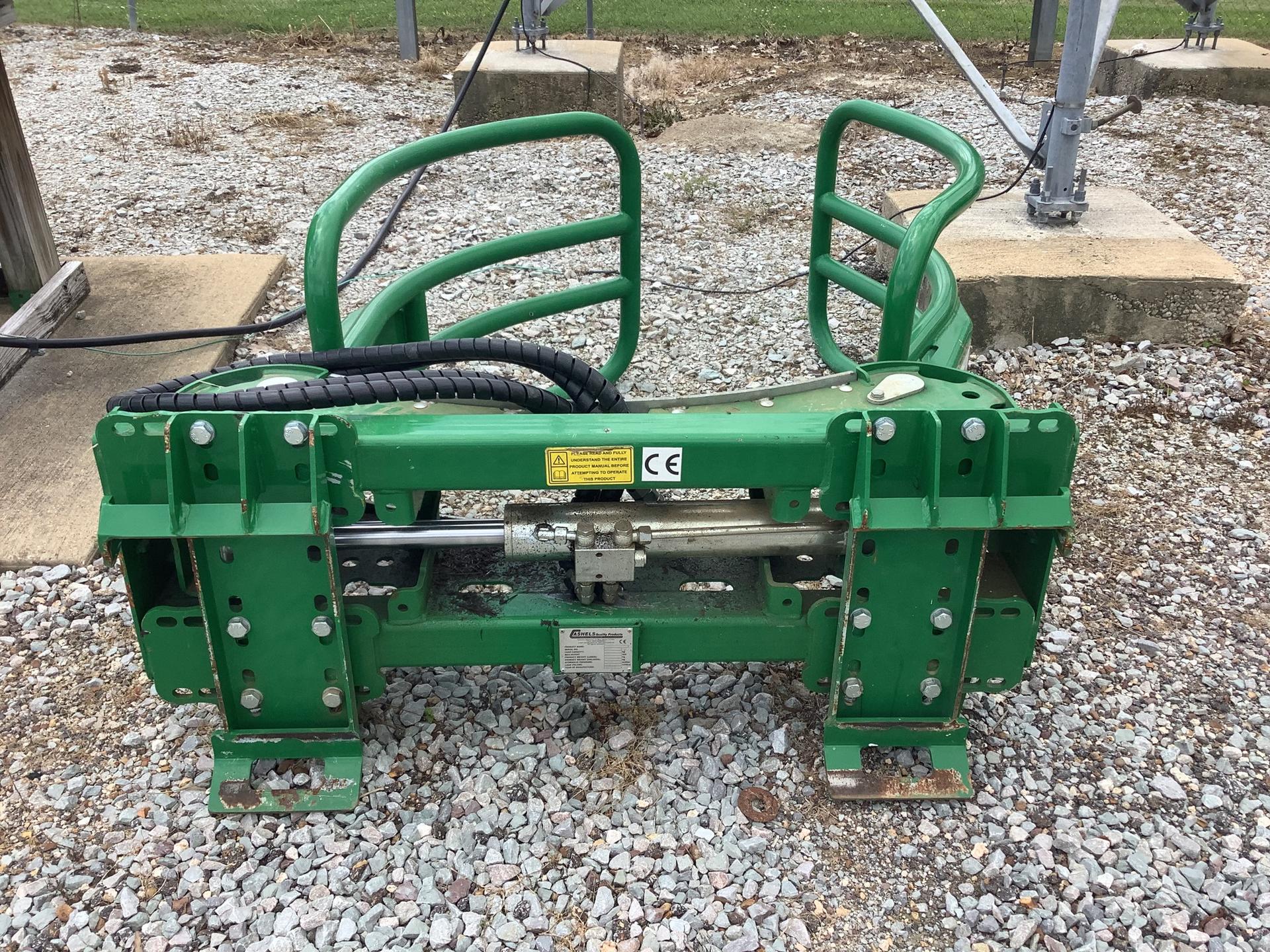2023 John Deere CIHBG45-US Image
