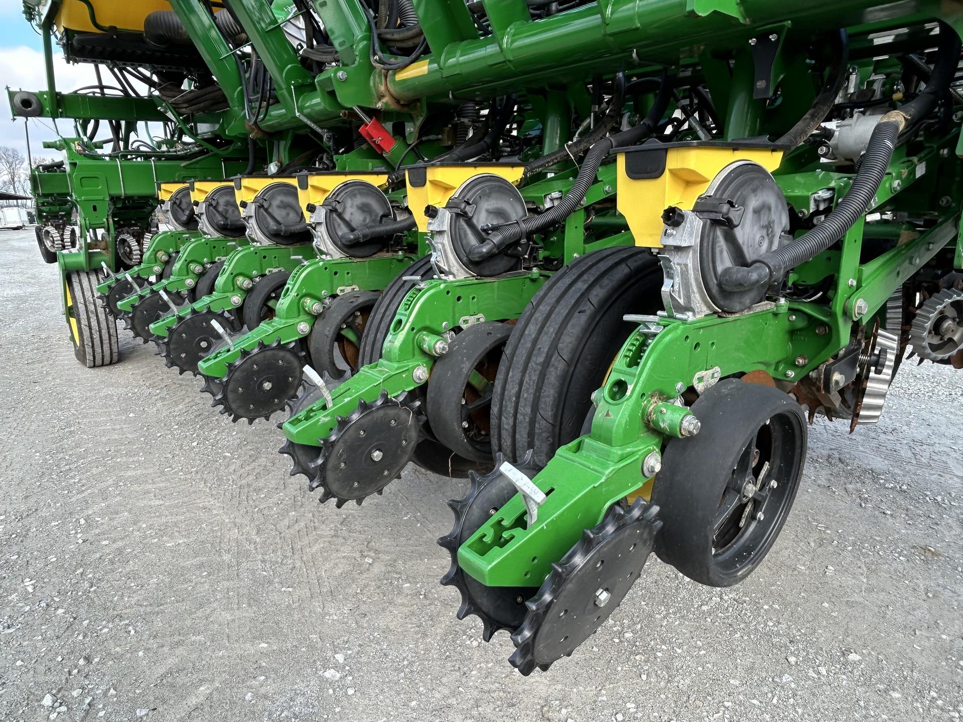 2021 John Deere 1795 Image