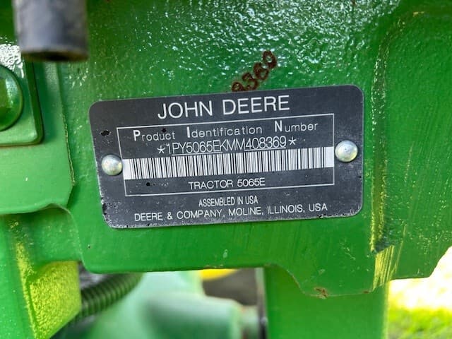 2021 John Deere 5065E Image
