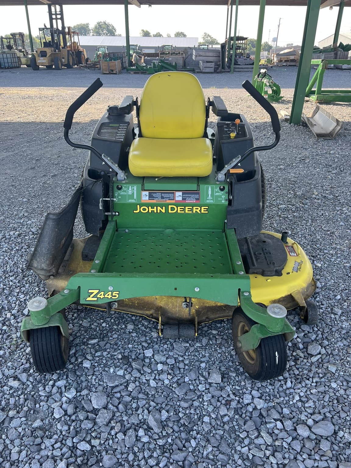 2014 John Deere Z445 Image