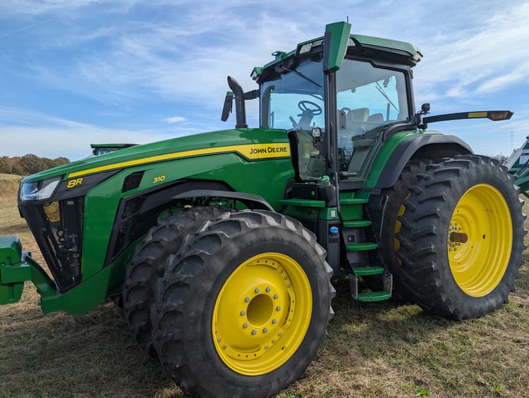 2021 John Deere 8R 310 Image