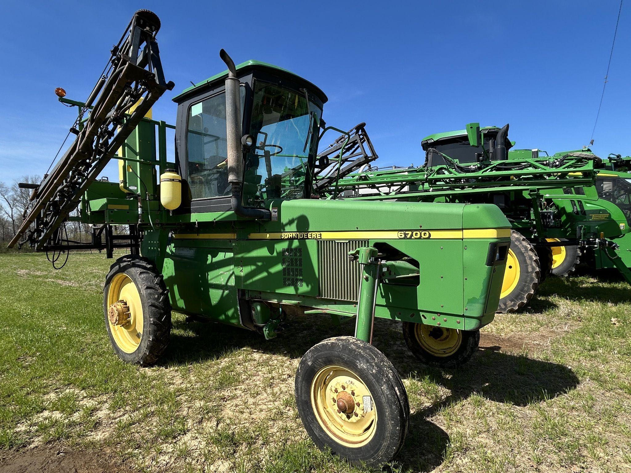 2001 John Deere 6700 Image