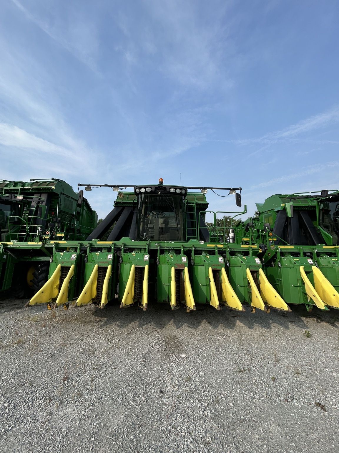 2015 John Deere CP690 Image