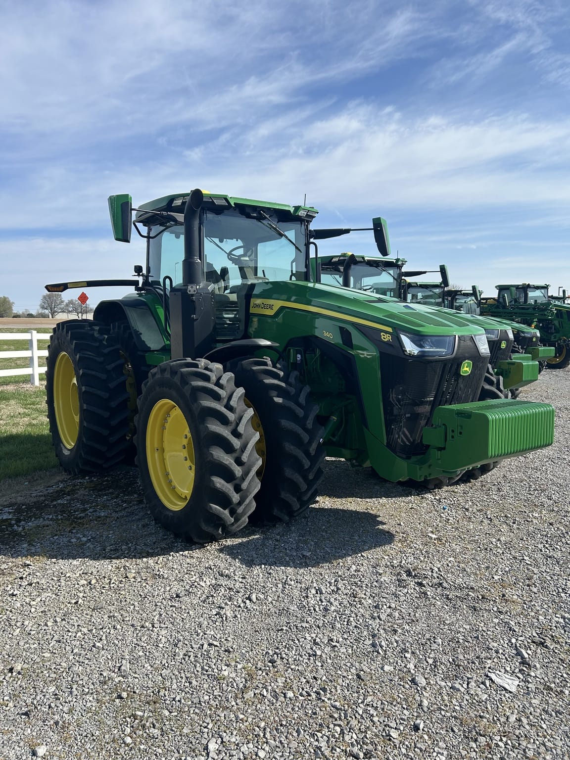 2024 John Deere 8R 340 Image