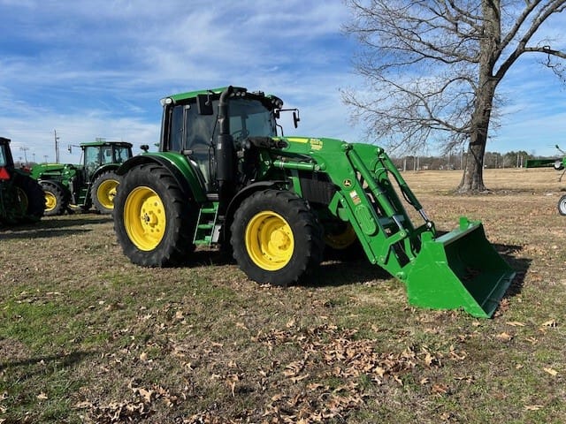2020 John Deere 6120M Image