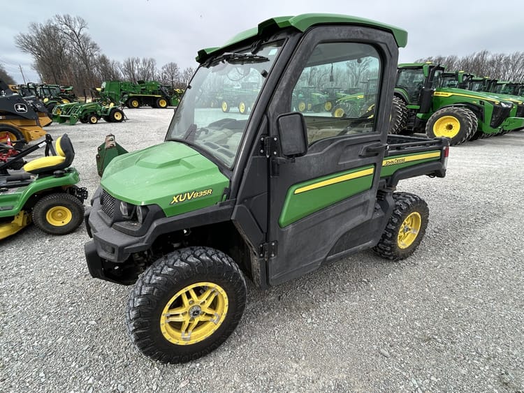 2019 John Deere XUV 835R Image
