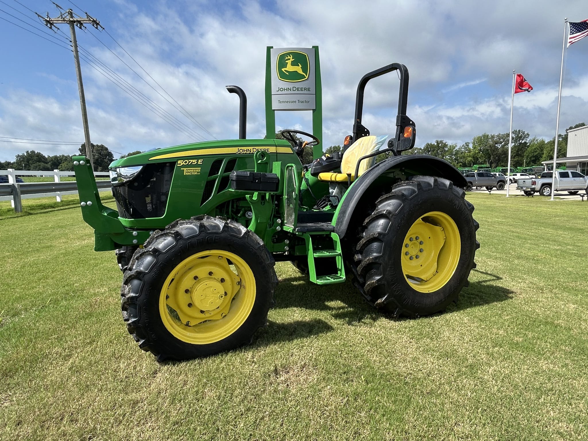 2024 John Deere 5075E Image