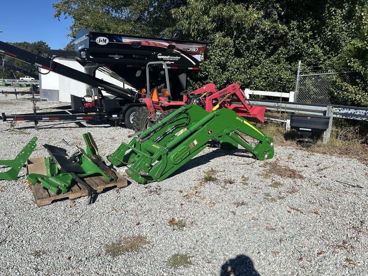 2022 John Deere 640R Image