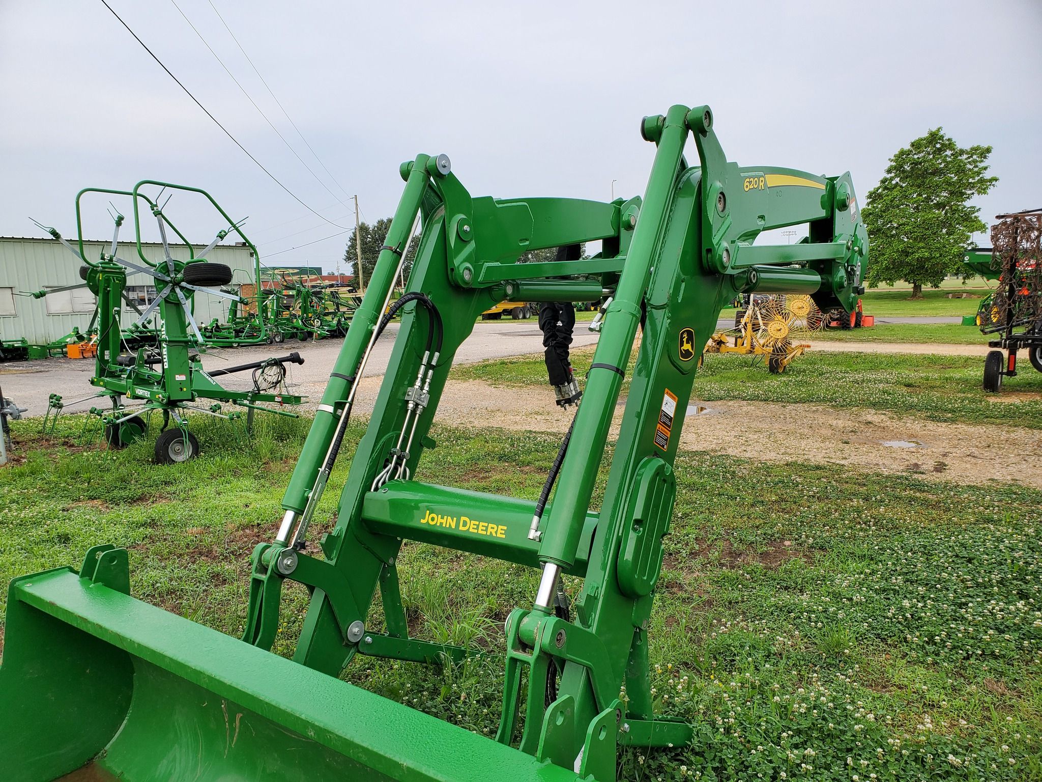 2018 John Deere 620R Image