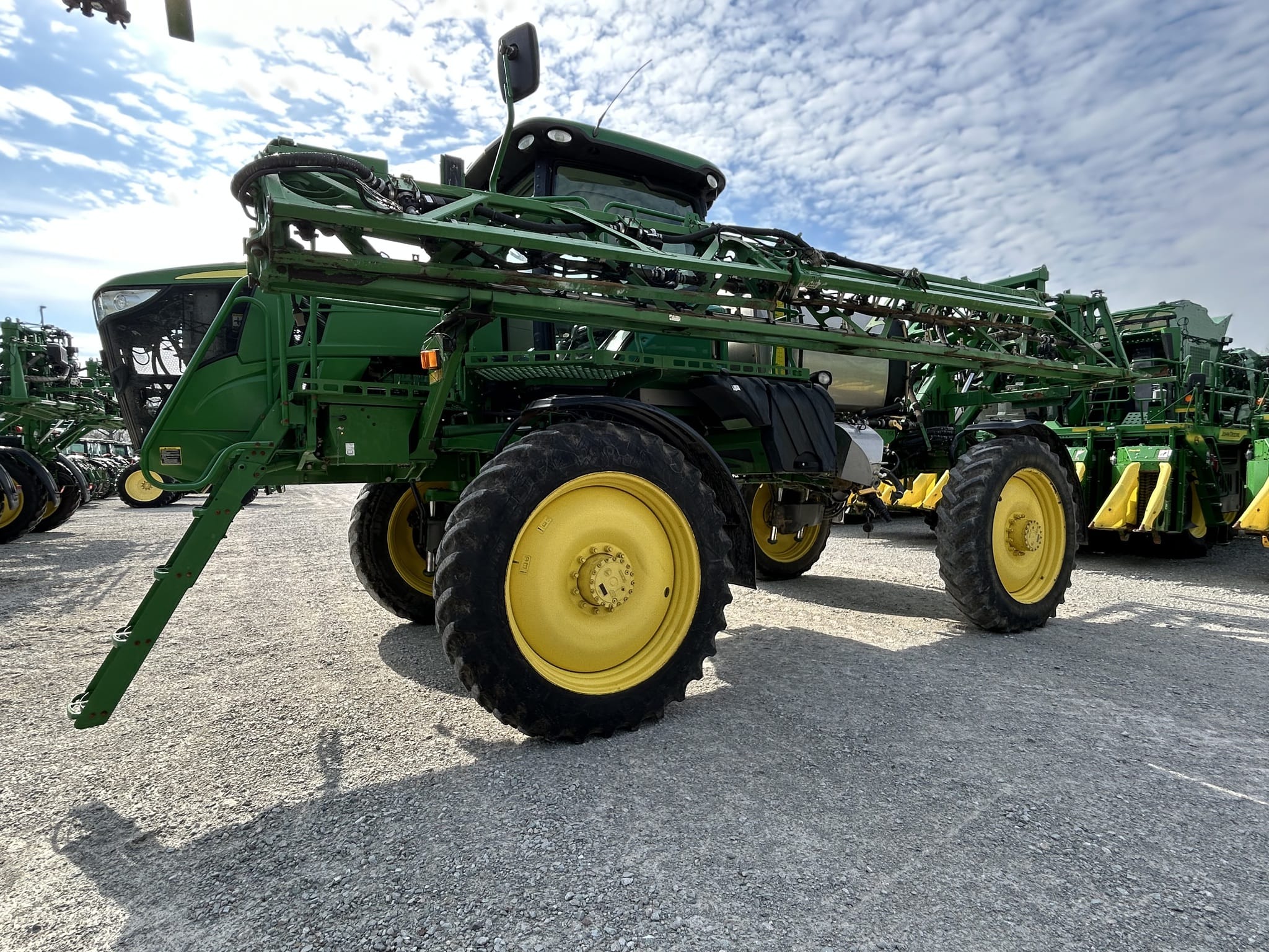 2015 John Deere R4030 Image