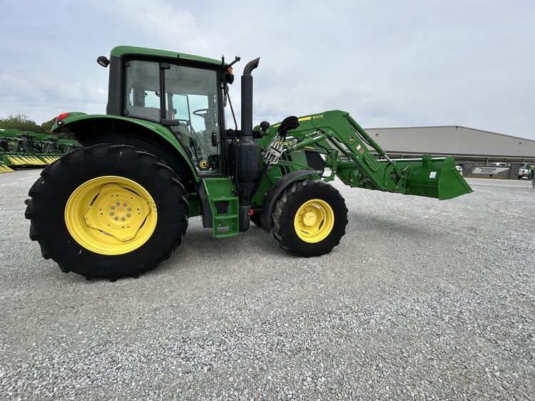 2017 John Deere 6110M Image