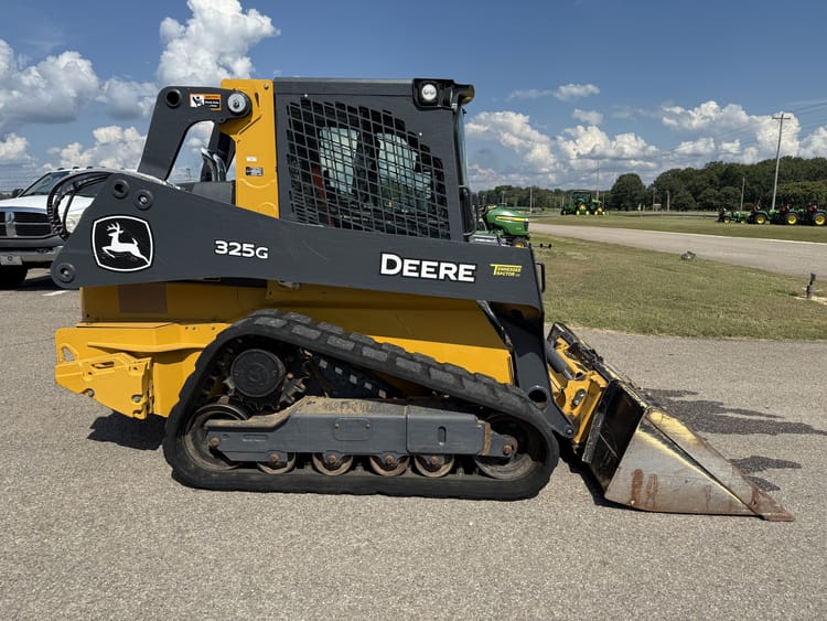2023 John Deere 325G Image