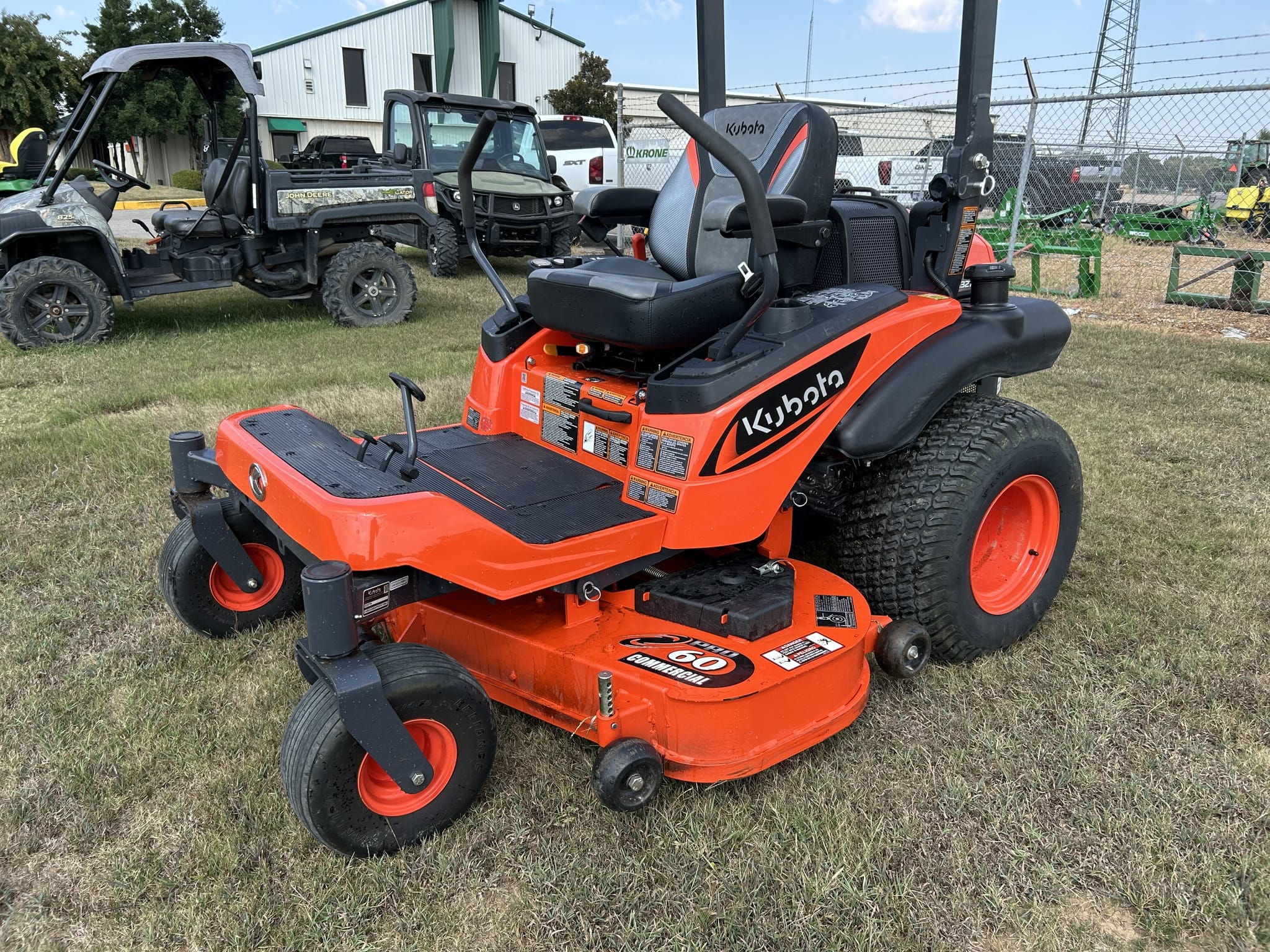 2025 Kubota ZG327 Image