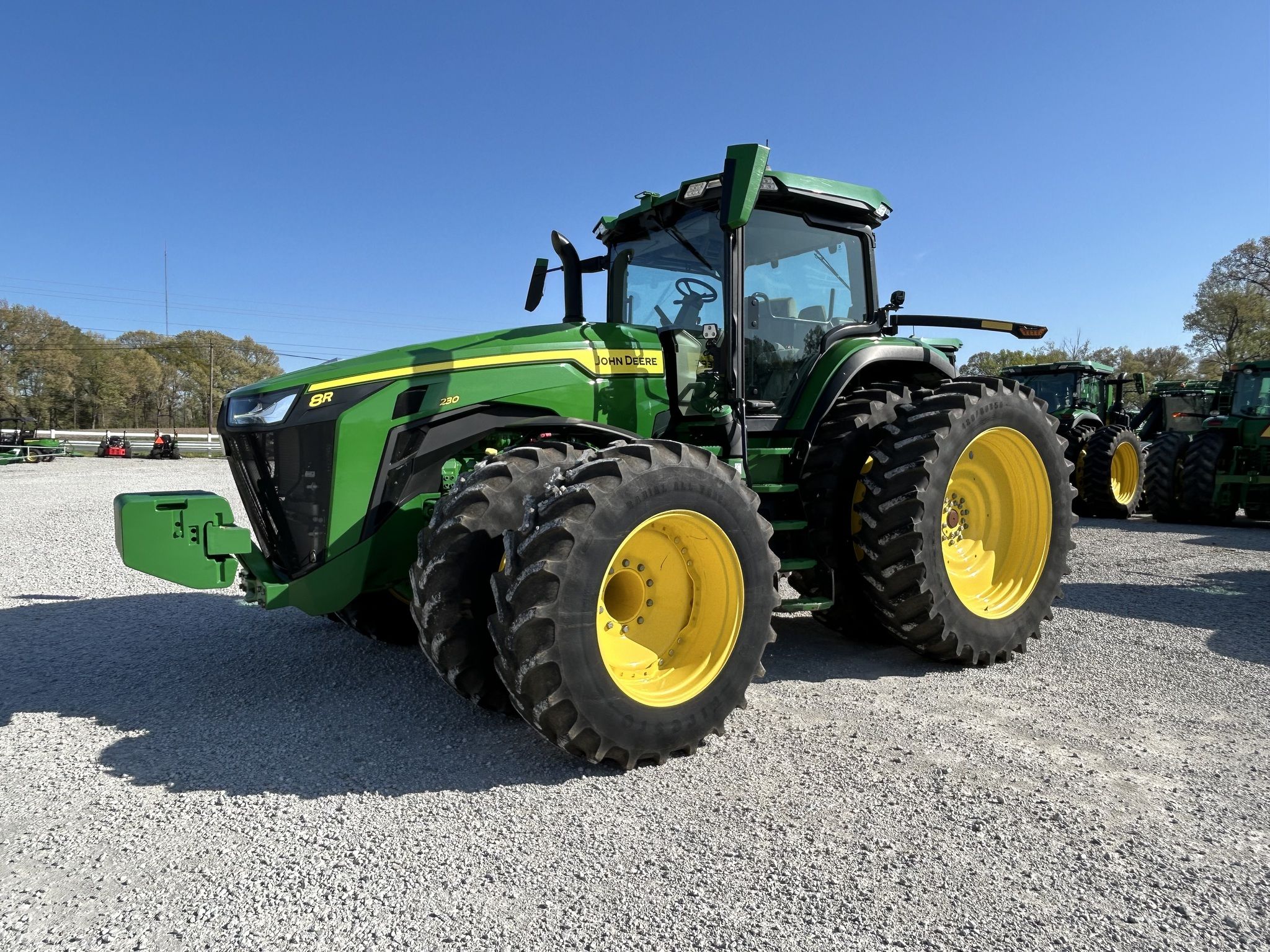 2022 John Deere 8R 230 Image