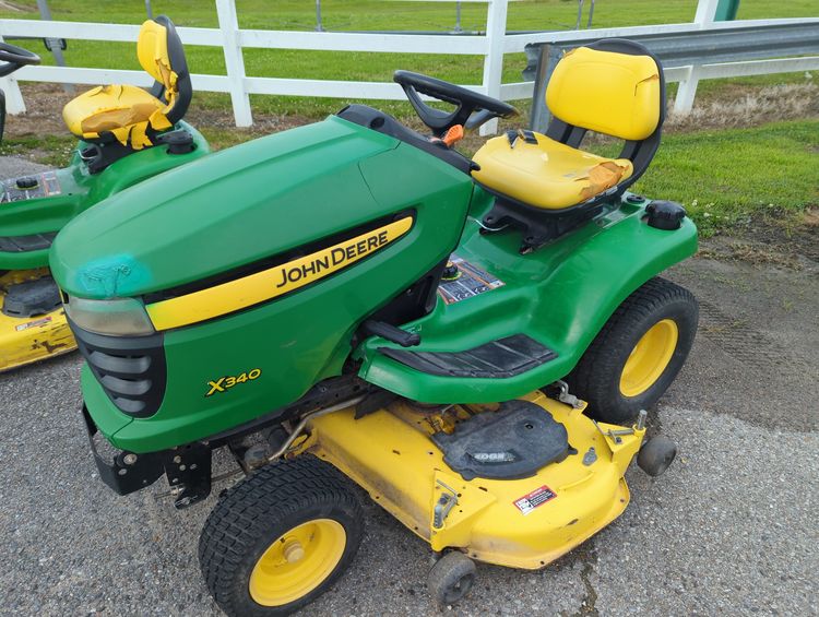 2010 John Deere X340 Image